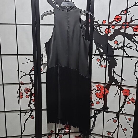 Liv Foster Mock Neck Sleeveless Midi Asymmetrical Fringe Crepe Dress Size 8 New - Picture 12 of 16